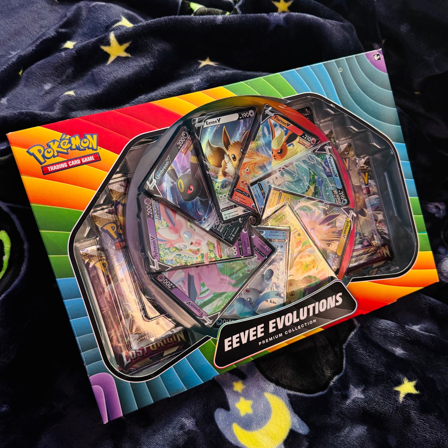 Eevee Evolutions EX Box