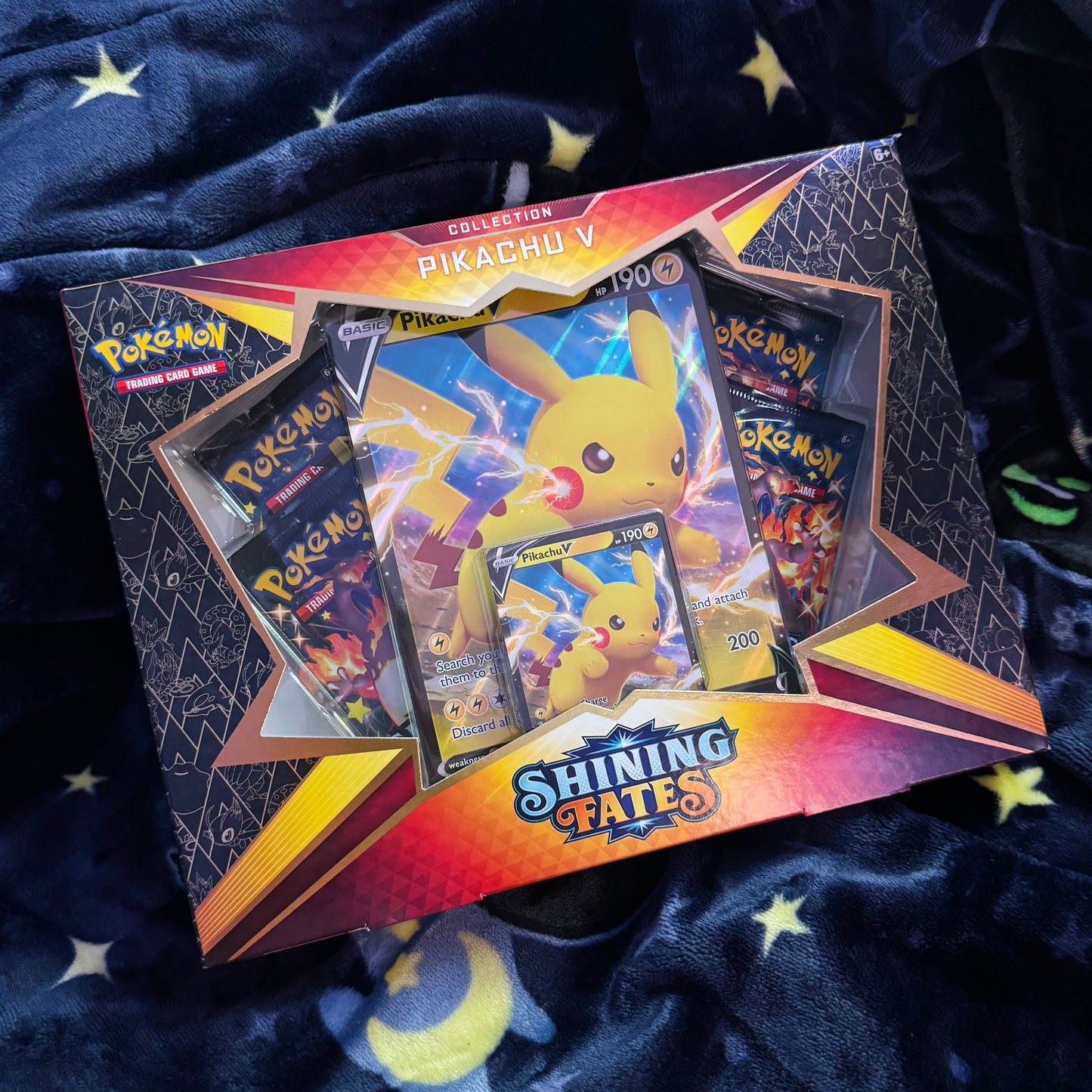 Pikachu V Box: Shining Fates